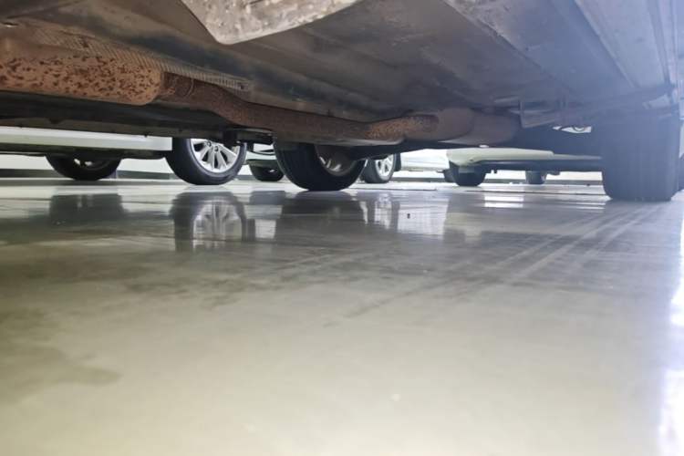 Used Ford Kuga 2013 1.6L GTDi Two-Wheel-Drive Trend Model Chassis Front Left