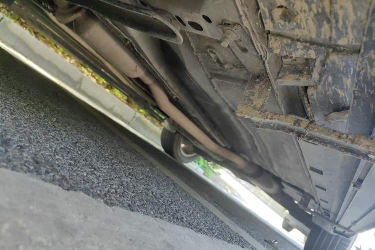 Used Ford Kuga 2013 1.6L GTDi Two-Wheel-Drive Trend Model Chassis Front Left