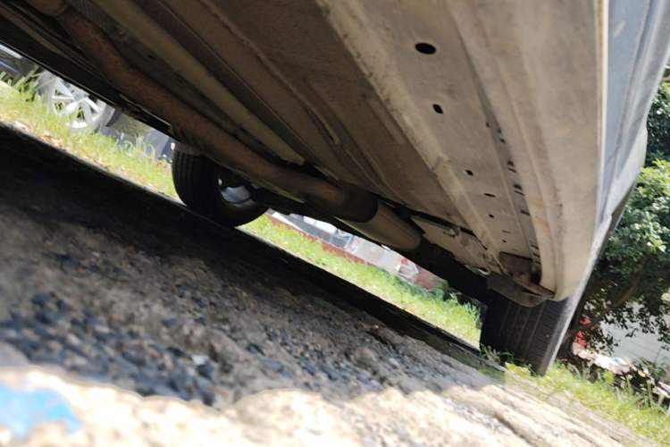 Used Ford Kuga 2013 1.6L GTDi Two-Wheel-Drive Trend Model Chassis Front Left