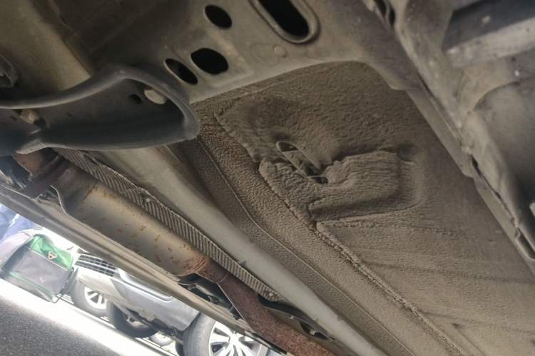 Used Ford Kuga 2013 2.0L GTDi Four-Wheel-Drive Elite Model Chassis Front Left