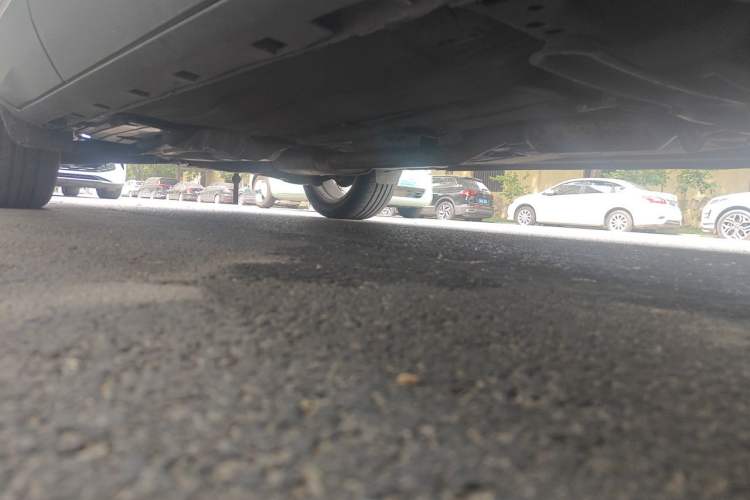 Used Ford Kuga 2013 1.6L GTDi 4x4 Elite Model Chassis Front Right