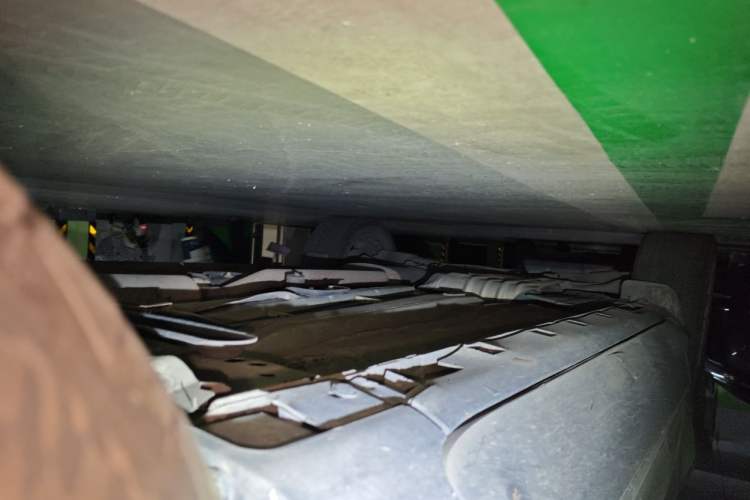 Used Ford Kuga 2013 2.0L GTDi Four-Wheel-Drive Sport Model Chassis Front Right
