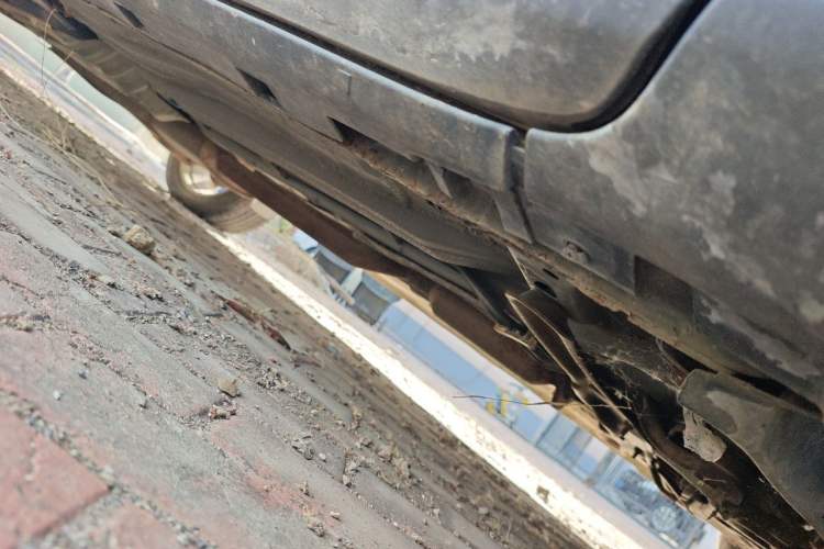 Used Ford Kuga 2013 1.6L GTDi Two-Wheel-Drive Trend Model Chassis Front Right