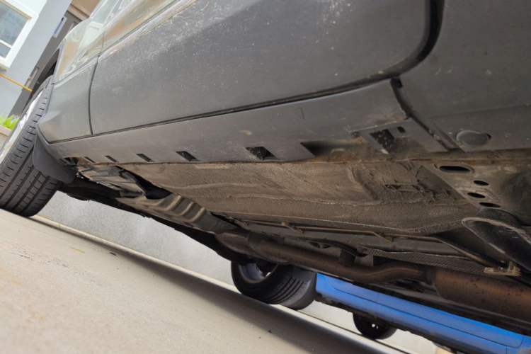 Used Ford Kuga 2013 1.6L GTDi 4x4 Elite Model Chassis Front Right