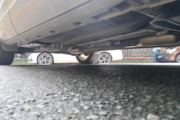Used Ford Kuga 2013 2.0L GTDi Four-Wheel Drive Premium Model Chassis Front Right