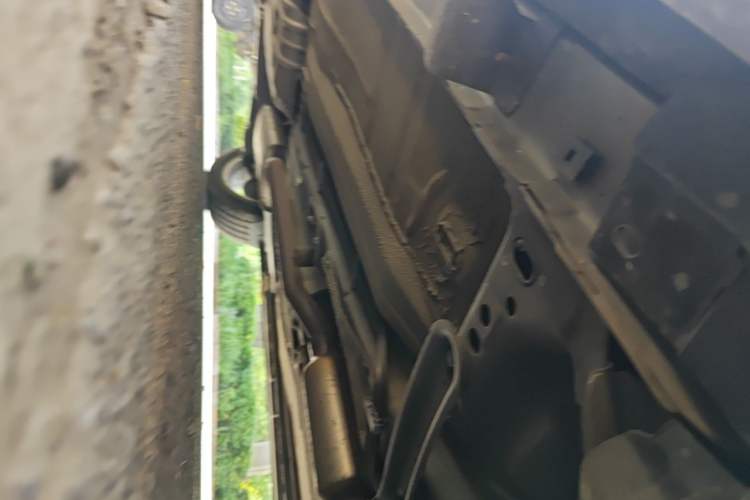 Used Ford Kuga 2013 1.6L GTDi 4x4 Elite Model Chassis Front Right