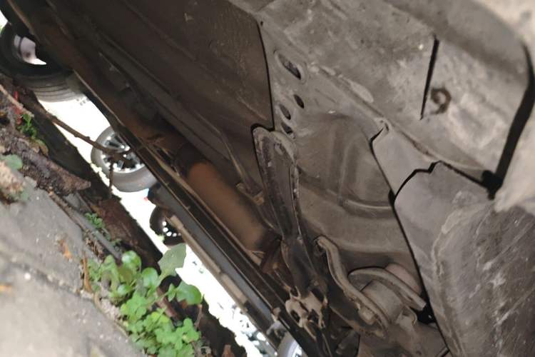 Used Ford Kuga 2013 2.0L GTDi Four-Wheel-Drive Sport Model Chassis Front Right