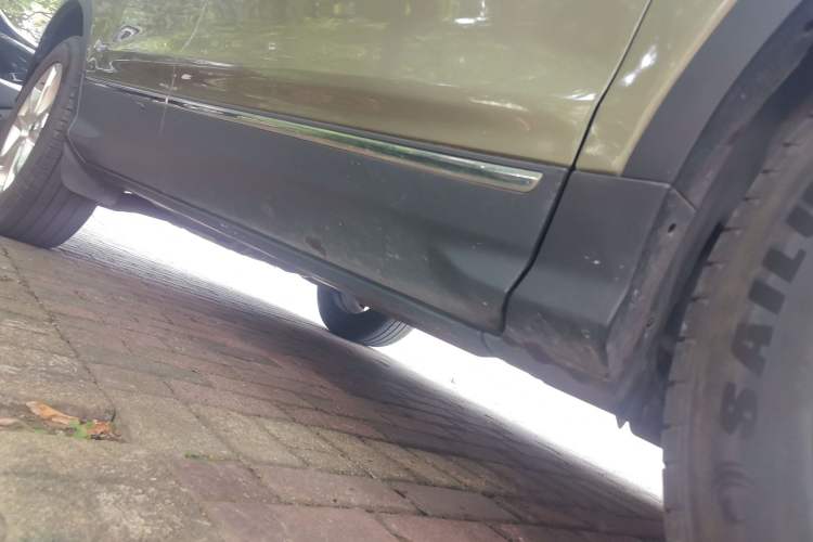 Used Ford Kuga 2013 2.0L GTDi Four-Wheel-Drive Sport Model Chassis Front Right