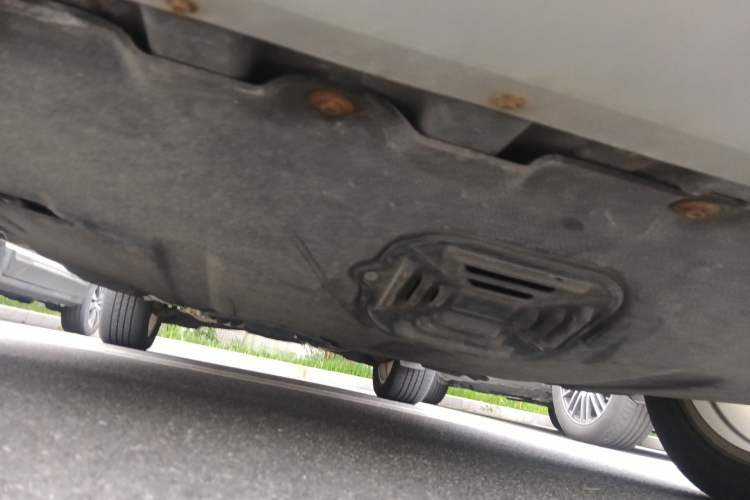 Used Ford Kuga 2013 2.0L GTDi Four-Wheel-Drive Elite Model Chassis Front