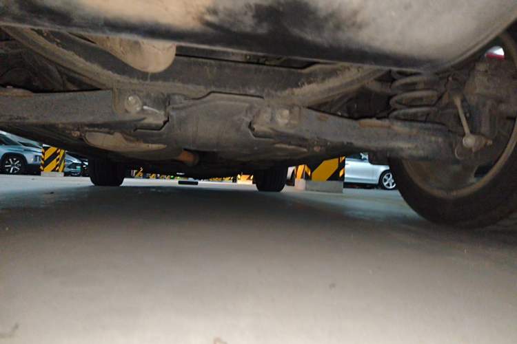 Used Ford Kuga 2013 1.6L GTDi Two-Wheel-Drive Trend Model Chassis Rear