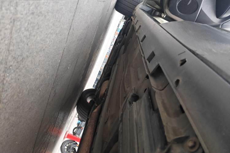 Used Ford Kuga 2013 2.0L GTDi Four-Wheel Drive Premium Model Chassis Rear Left