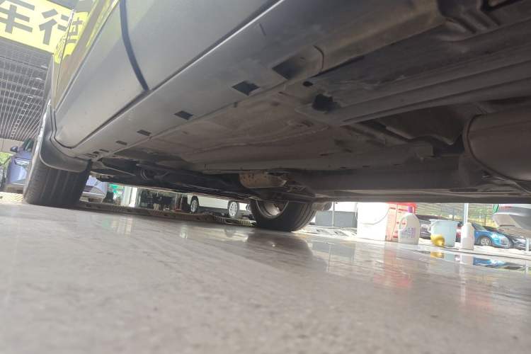 Used Ford Kuga 2013 1.6L GTDi 4x4 Elite Model Chassis Rear Left