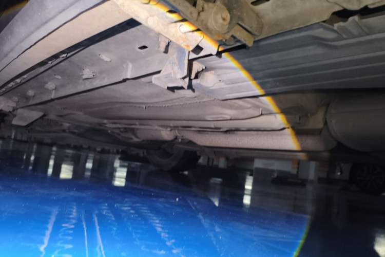 Used Ford Kuga 2013 1.6L GTDi Two-Wheel-Drive Trend Model Chassis Rear Left