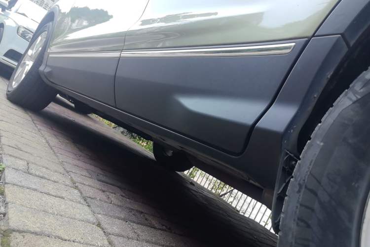 Used Ford Kuga 2013 2.0L GTDi Four-Wheel-Drive Sport Model Chassis Rear Left