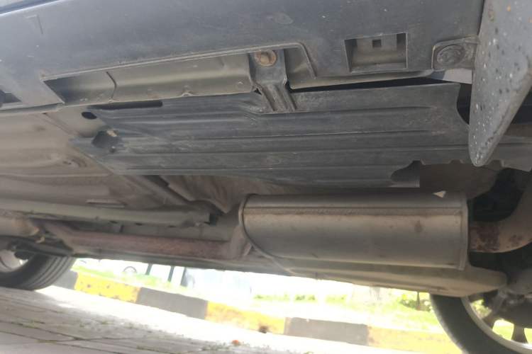 Used Ford Kuga 2013 1.6L GTDi Two-Wheel-Drive Comfort Model Chassis Rear Left