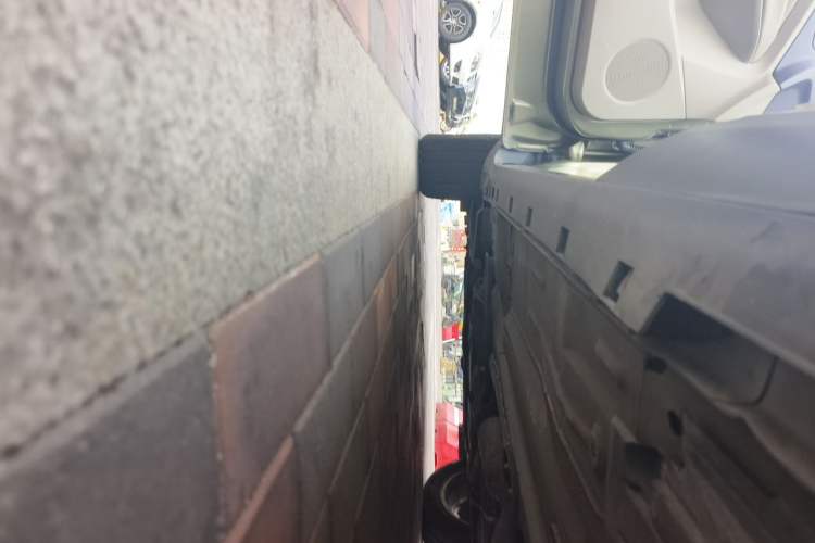 Used Ford Kuga 2013 2.0L GTDi Four-Wheel Drive Premium Model Chassis Rear Left