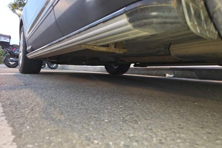 Used Ford Kuga 2013 1.6L GTDi Two-Wheel-Drive Trend Model Chassis Rear Left