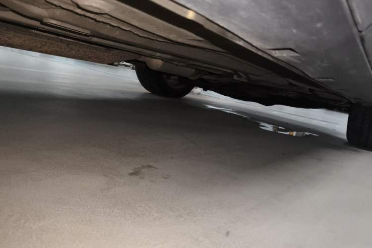 Used Ford Kuga 2013 1.6L GTDi Two-Wheel-Drive Trend Model Chassis Rear Right
