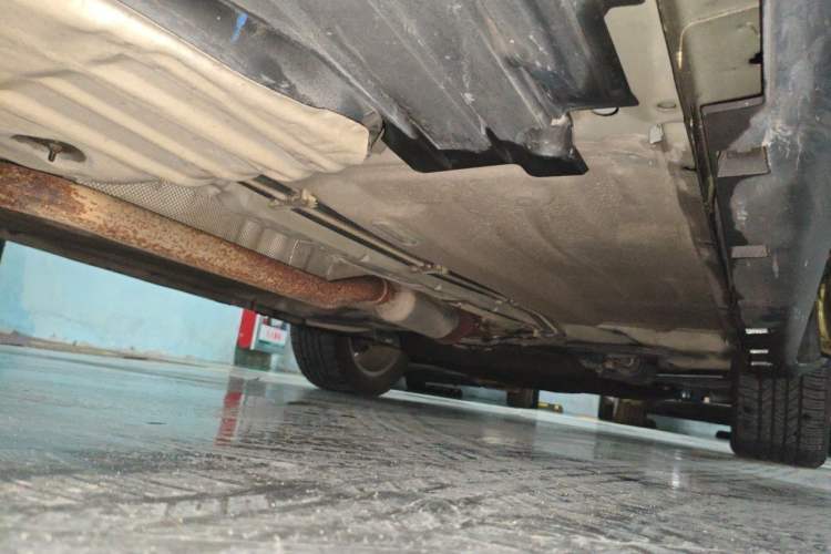 Used Ford Kuga 2013 1.6L GTDi Two-Wheel-Drive Trend Model Chassis Rear Right