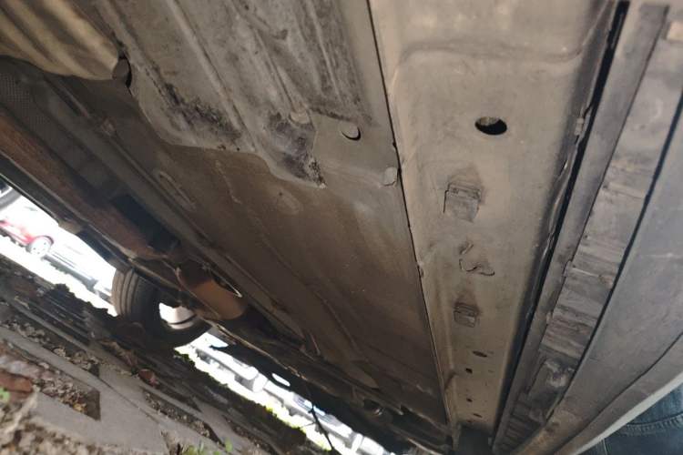 Used Ford Kuga 2013 2.0L GTDi Four-Wheel-Drive Sport Model Chassis Rear Right
