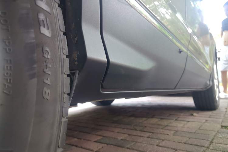Used Ford Kuga 2013 2.0L GTDi Four-Wheel-Drive Sport Model Chassis Rear Right