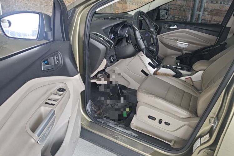 Used Ford Kuga 2013 1.6L GTDi 4x4 Elite Model Driver Seat