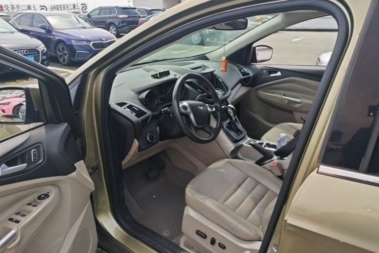 Used Ford Kuga 2013 2.0L GTDi Four-Wheel Drive Premium Model Driver Seat