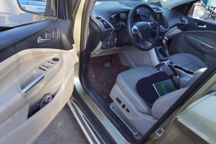Used Ford Kuga 2013 1.6L GTDi 4x4 Elite Model Driver Seat