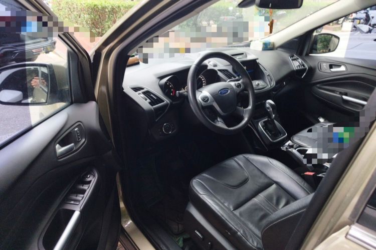 Used Ford Kuga 2013 2.0L GTDi Four-Wheel-Drive Sport Model Driver Seat