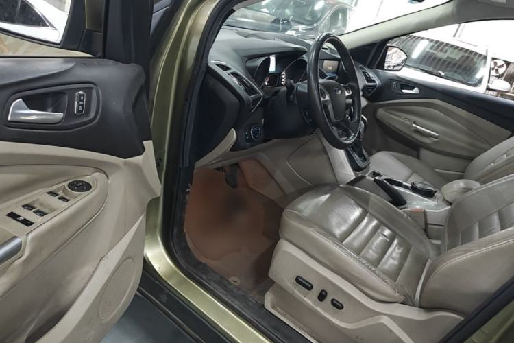Used Ford Kuga 2013 1.6L GTDi 4x4 Elite Model Driver Seat