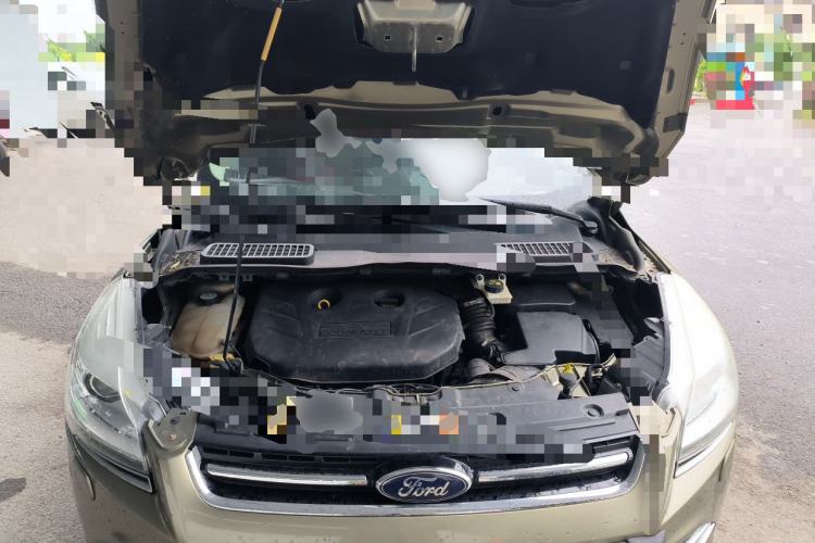 Used Ford Kuga 2013 2.0L GTDi Four-Wheel Drive Premium Model Engine Bay