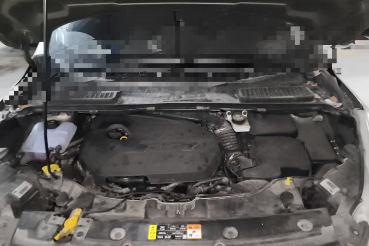 Used Ford Kuga 2013 1.6L GTDi Two-Wheel-Drive Trend Model Engine Bay