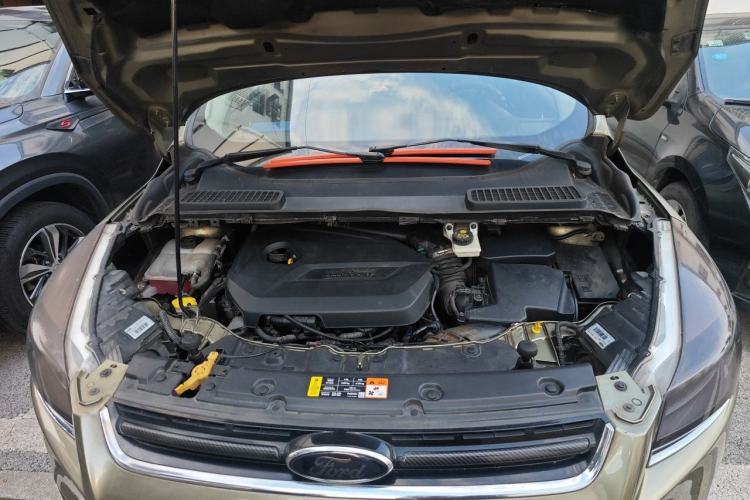 Used Ford Kuga 2013 1.6L GTDi Two-Wheel-Drive Comfort Model Engine Bay