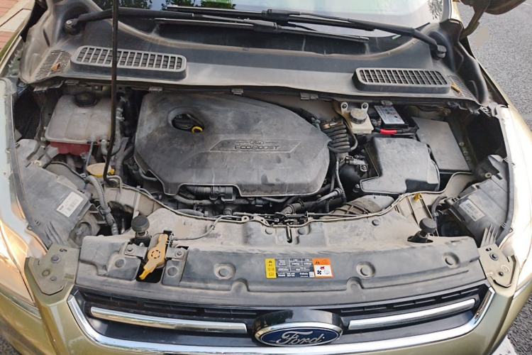 Used Ford Kuga 2013 1.6L GTDi Two-Wheel-Drive Comfort Model Engine Bay