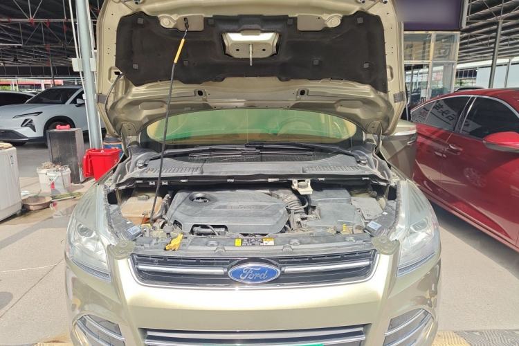 Used Ford Kuga 2013 1.6L GTDi 4x4 Elite Model Engine Bay
