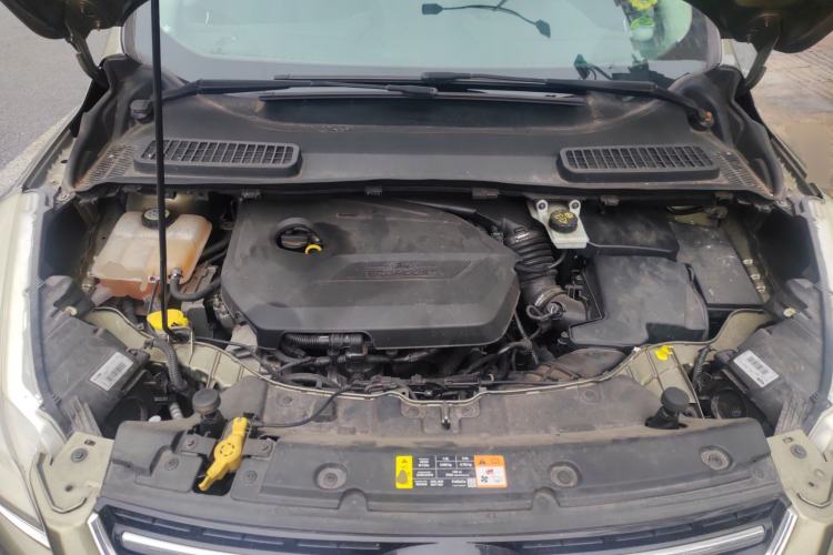 Used Ford Kuga 2013 1.6L GTDi Two-Wheel-Drive Comfort Model Engine Bay