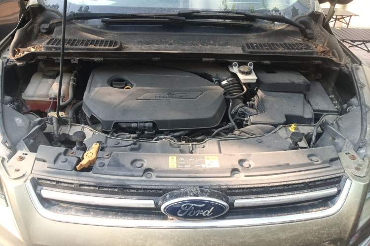 Used Ford Kuga 2013 1.6L GTDi 4x4 Elite Model Engine Bay