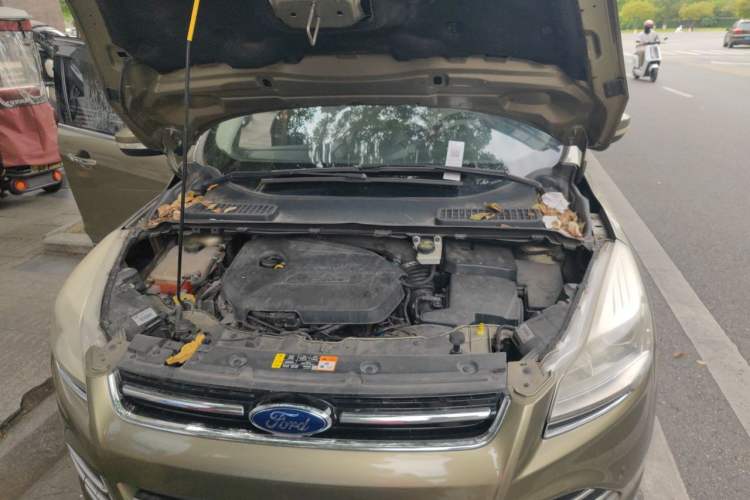 Used Ford Kuga 2013 1.6L GTDi 4x4 Elite Model Engine Bay