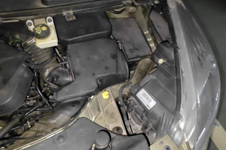 Used Ford Kuga 2013 1.6L GTDi 4x4 Elite Model Engine Bay Left