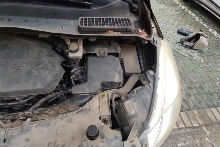 Used Ford Kuga 2013 1.6L GTDi 4x4 Elite Model Engine Bay Left