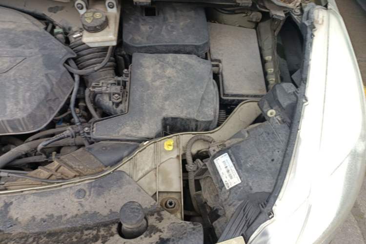 Used Ford Kuga 2013 1.6L GTDi 4x4 Elite Model Engine Bay Left