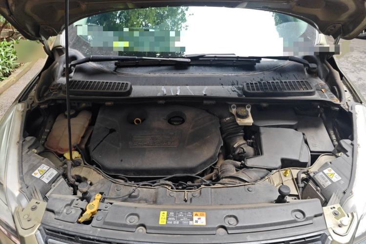 Used Ford Kuga 2013 2.0L GTDi Four-Wheel Drive Premium Model Engine Bay