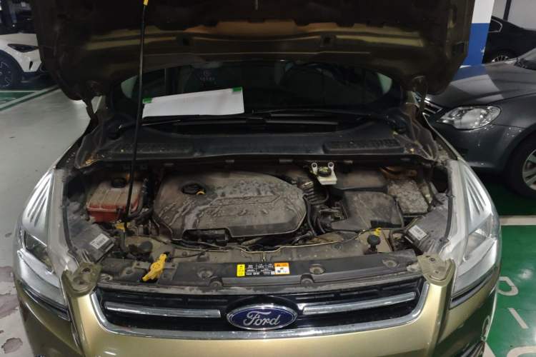 Used Ford Kuga 2013 1.6L GTDi 4x4 Elite Model Engine Bay