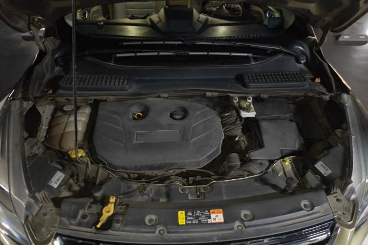 Used Ford Kuga 2013 2.0L GTDi Four-Wheel Drive Premium Model Engine Bay