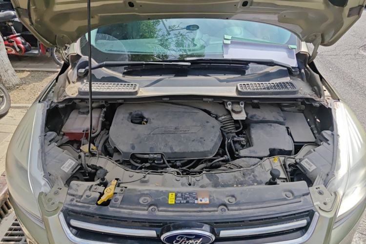 Used Ford Kuga 2013 1.6L GTDi 4x4 Elite Model Engine Bay