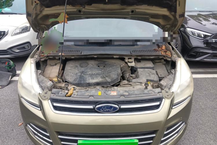 Used Ford Kuga 2013 2.0L GTDi Four-Wheel-Drive Elite Model Engine Bay