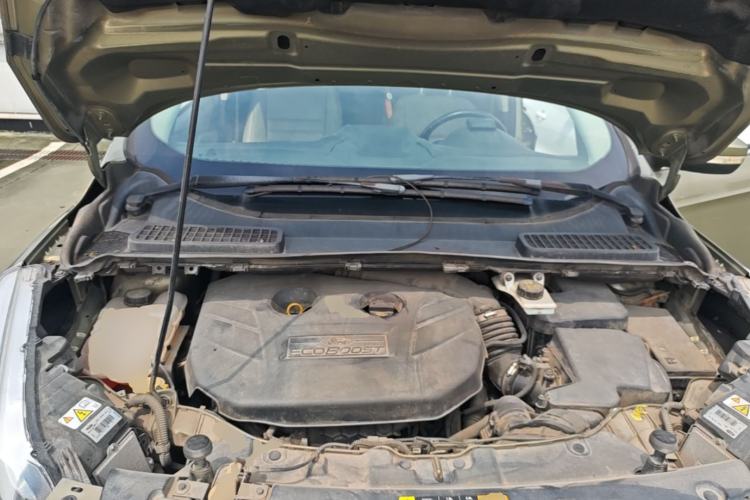 Used Ford Kuga 2013 2.0L GTDi Four-Wheel Drive Premium Model Engine Bay