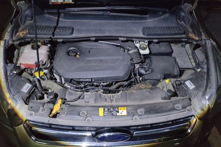 Used Ford Kuga 2013 1.6L GTDi Two-Wheel-Drive Trend Model Engine Bay
