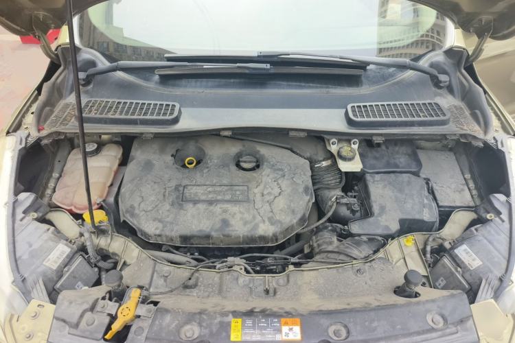 Used Ford Kuga 2013 2.0L GTDi Four-Wheel Drive Premium Model Engine Bay