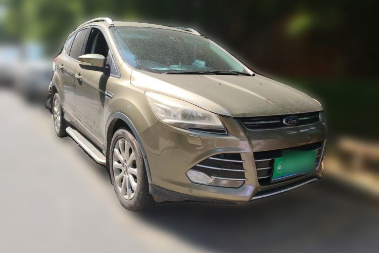 Used Ford Kuga 2013 2.0L GTDi Four-Wheel Drive Premium Model Front Right 45 Deg